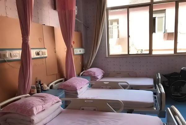 入深户交钱_董璇失去的口碑，竟然被自己9岁的女儿挽回了 区一京地共投在北0辆放了